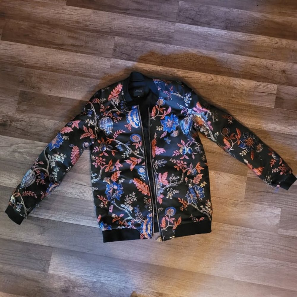Guess Los Angeles Embroidered Floral Bomber Jacket